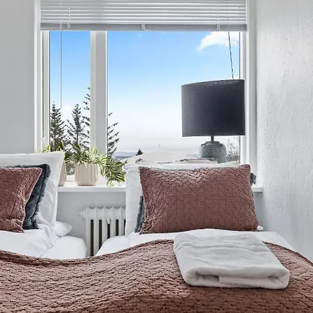 Icelands Biggest Mall At 8 Minute Walk - Free Parking Appartement